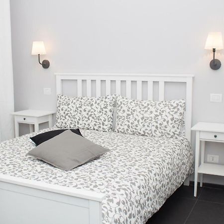 Residenza Spinelli Apartment Naples Luaran gambar