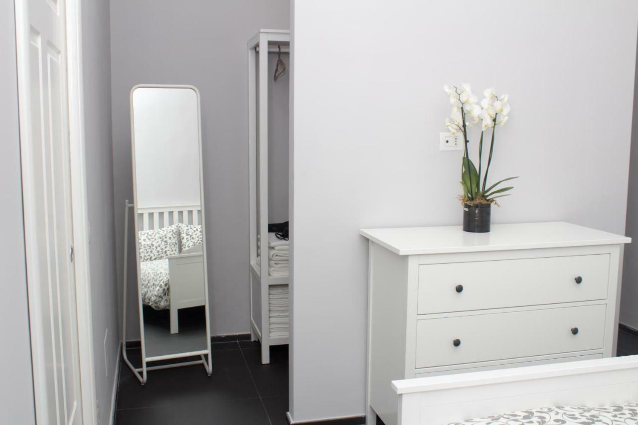 Residenza Spinelli Apartment Naples Luaran gambar