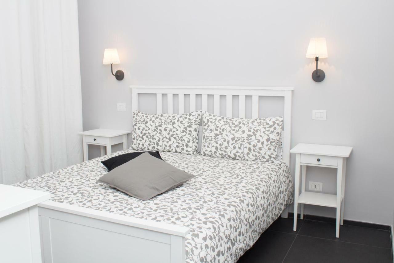 Residenza Spinelli Apartment Naples Luaran gambar