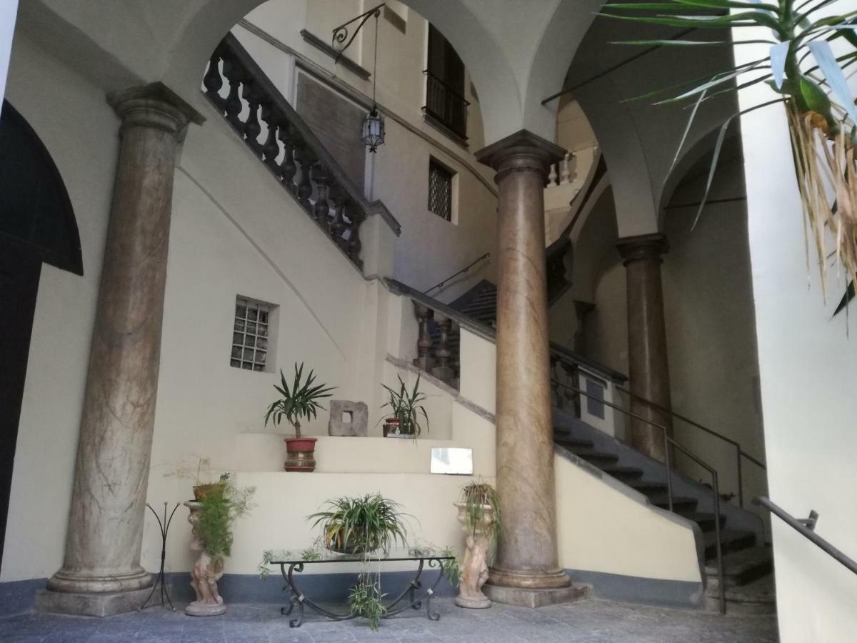 Residenza Spinelli Apartment Naples Luaran gambar