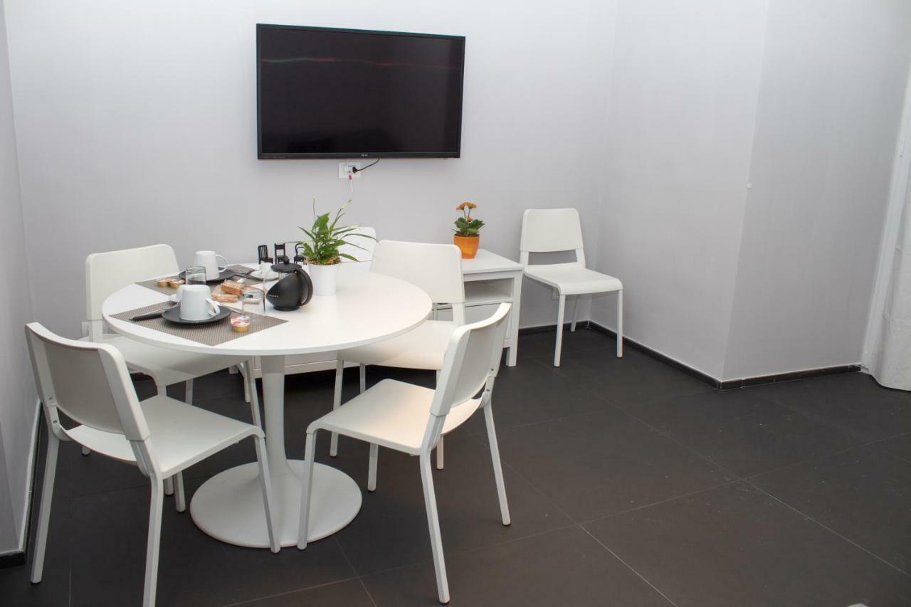 Residenza Spinelli Apartment Naples Luaran gambar