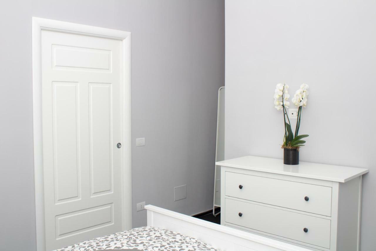 Residenza Spinelli Apartment Naples Luaran gambar